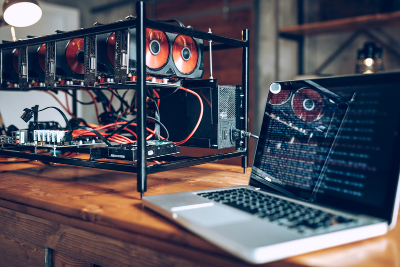 Notebook mining cryptos with many GPUs